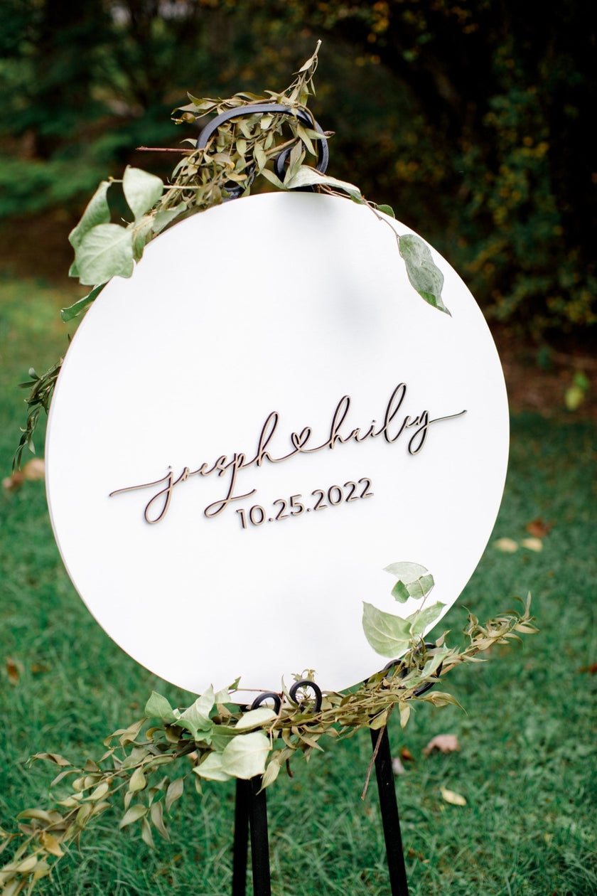 Round 3D Wedding Guest Book Alternative, Connected Heart Guest Book, Circle Wood 3D Guest Book Sign, Unique Wood Guestbook, Names with Heart - Small Town Timbers