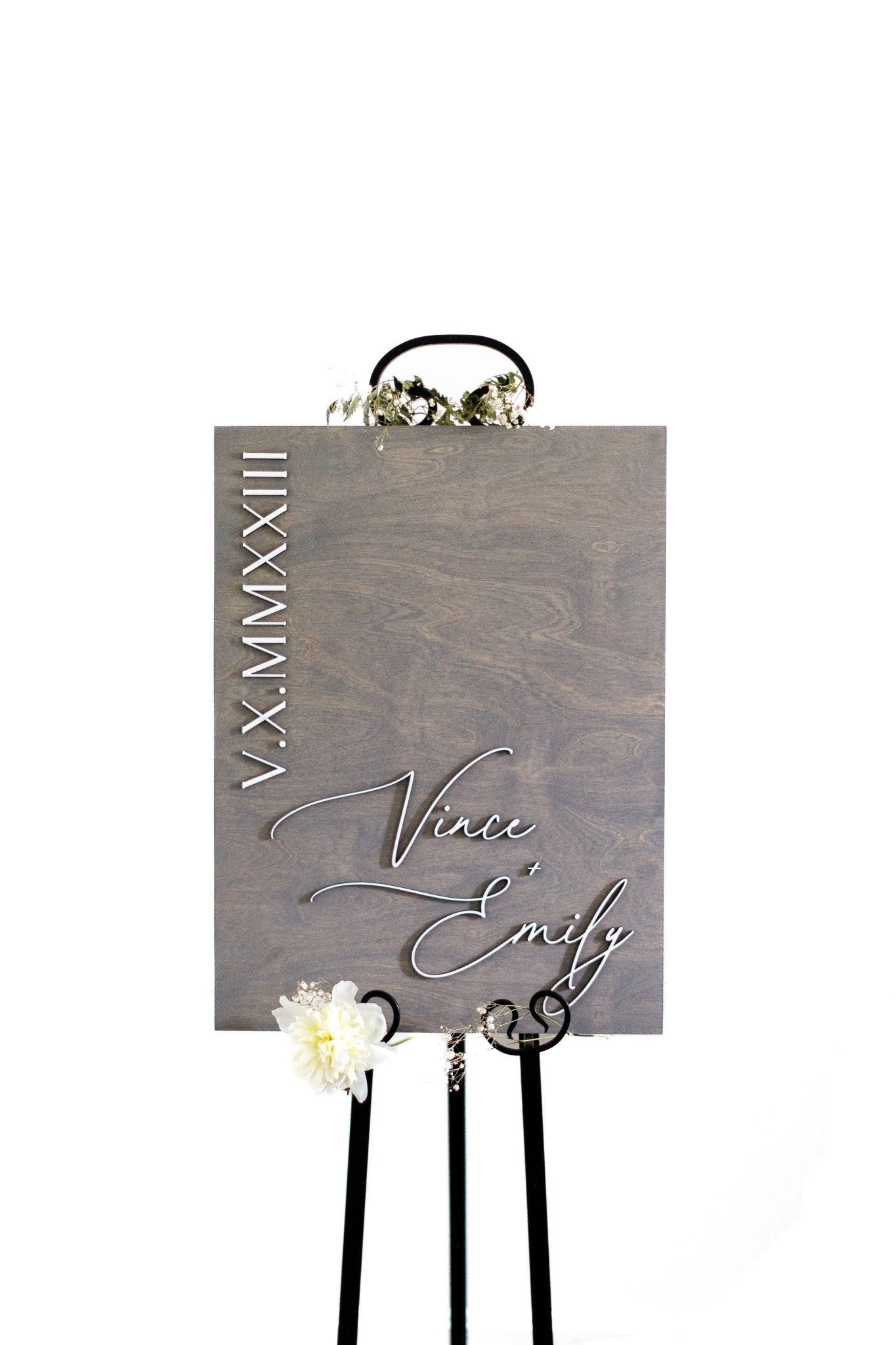 VINCE & EMILY WEDDING WELCOME SIGN – Small Town Timbers